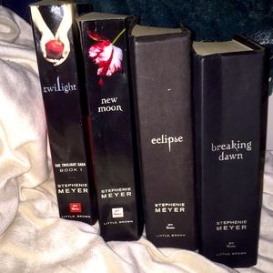 ENTIRE TWILIGHT BOOK SERIES